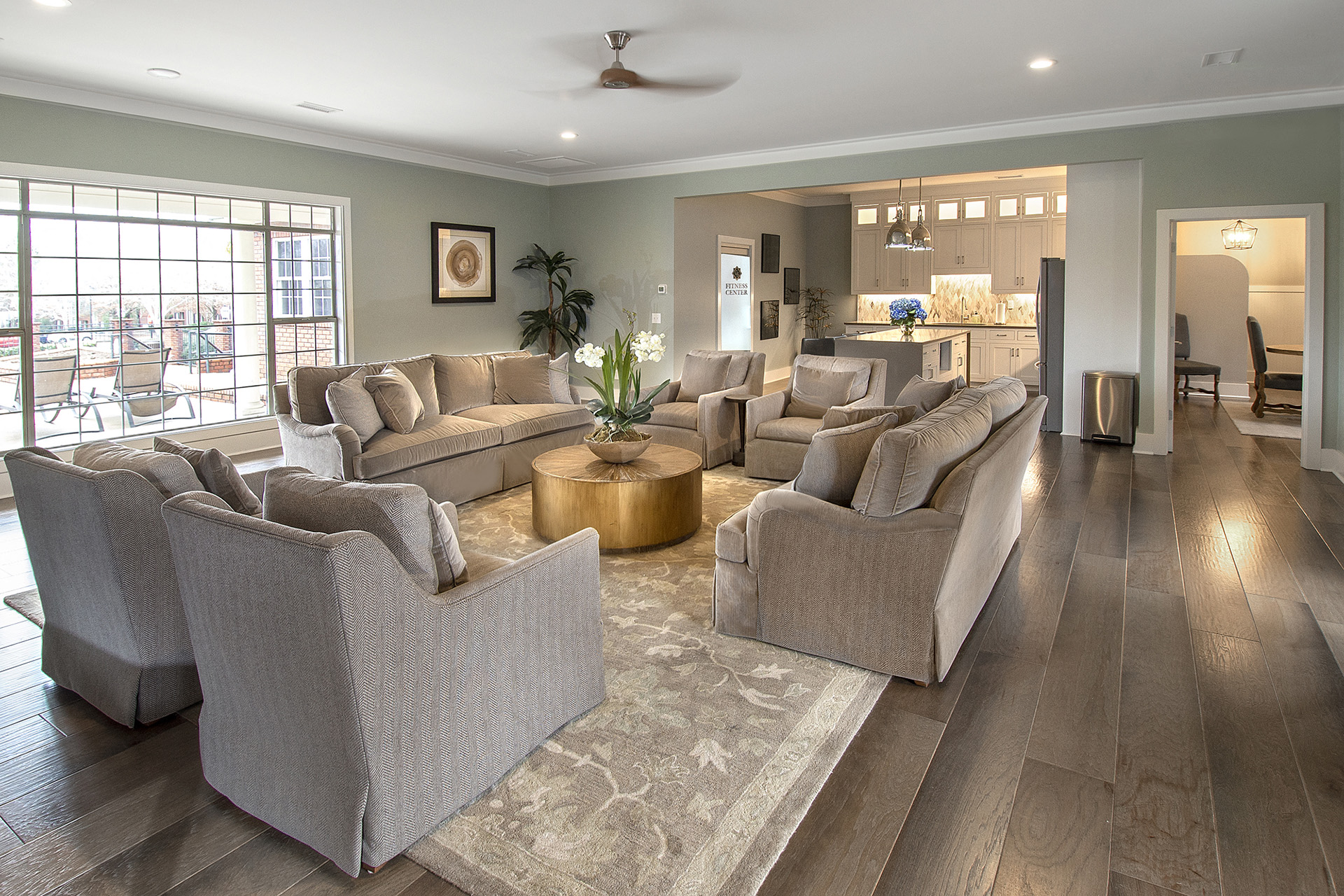 Greystone Farms is a similar property to The Palms Apartments located in Columbus